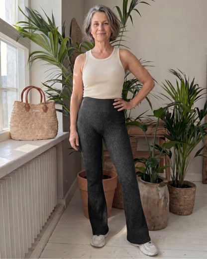 Ribbed™ Flare Housut – Mustat